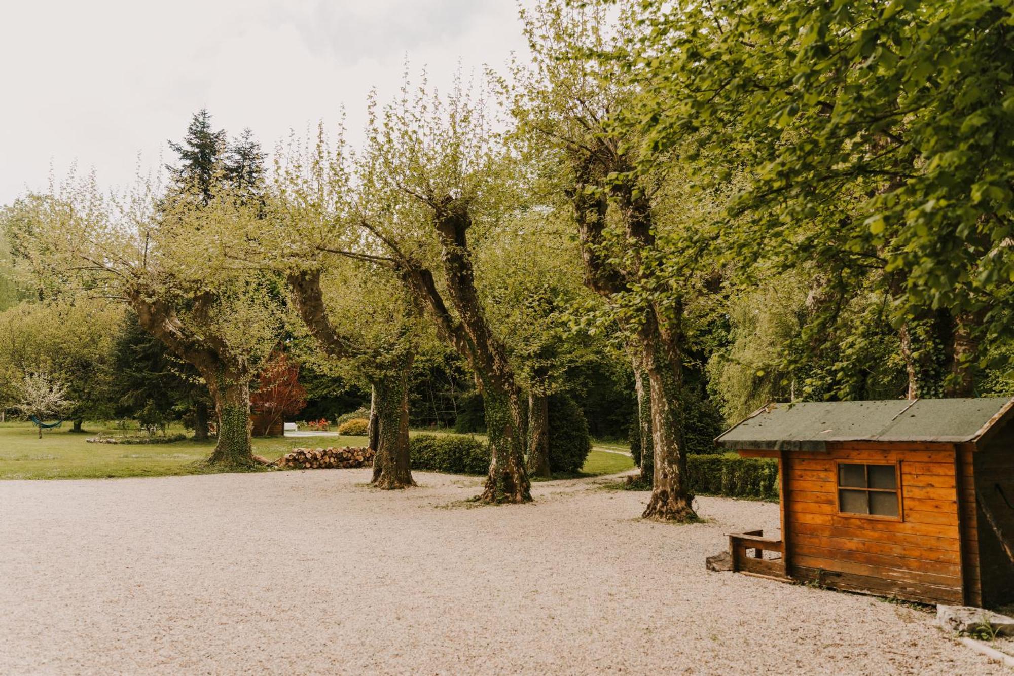 Maison D'Hotes Et Gite De Charme Avec Piscine, La Lhuiseraie エクステリア 写真