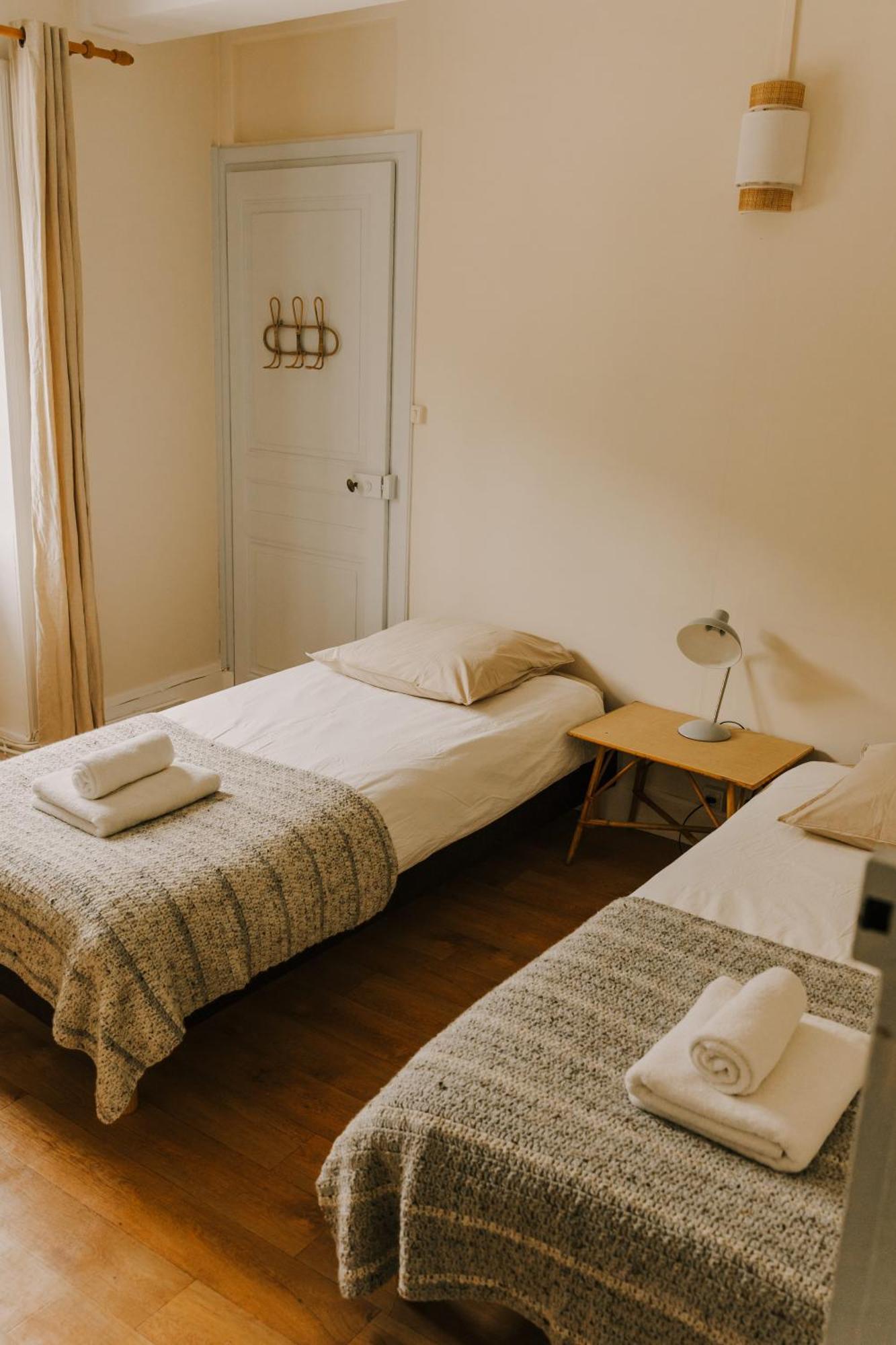 Maison D'Hotes Et Gite De Charme Avec Piscine, La Lhuiseraie 部屋 写真